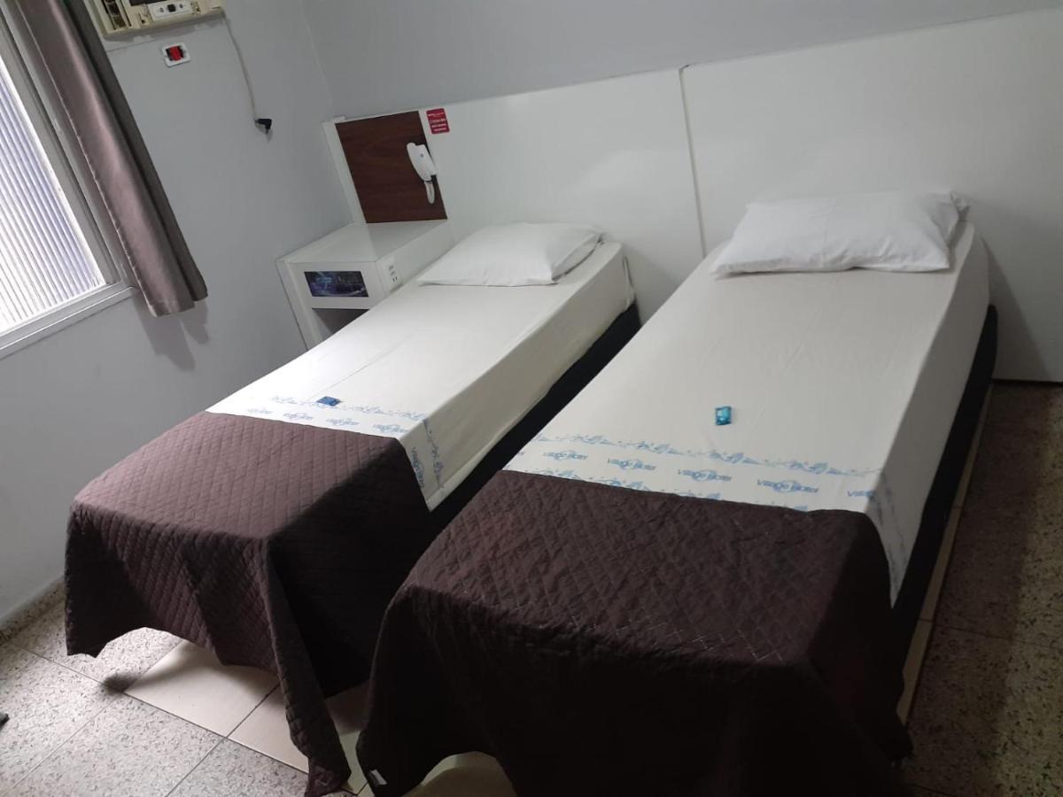 Quarto Twin