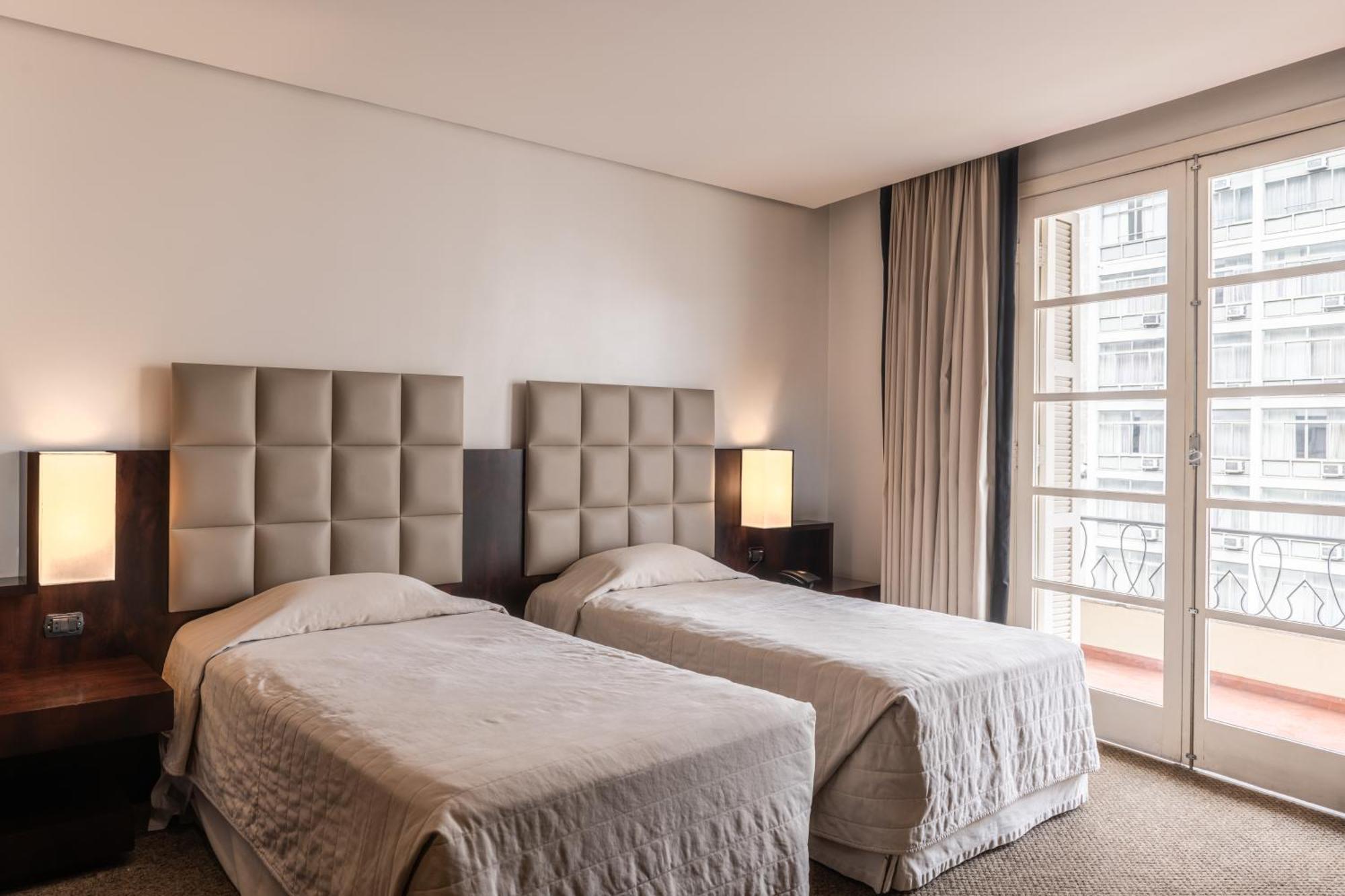 Quarto Twin Standard