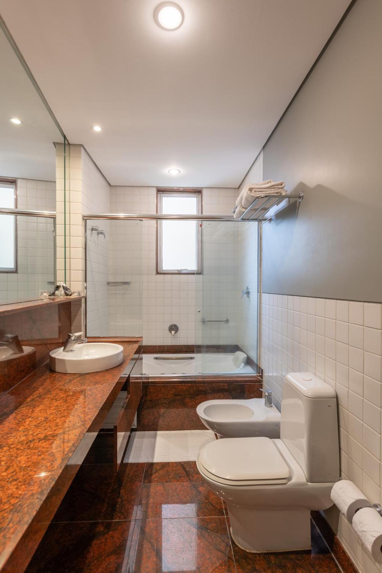 Junior Suite,1536888694:JPEG