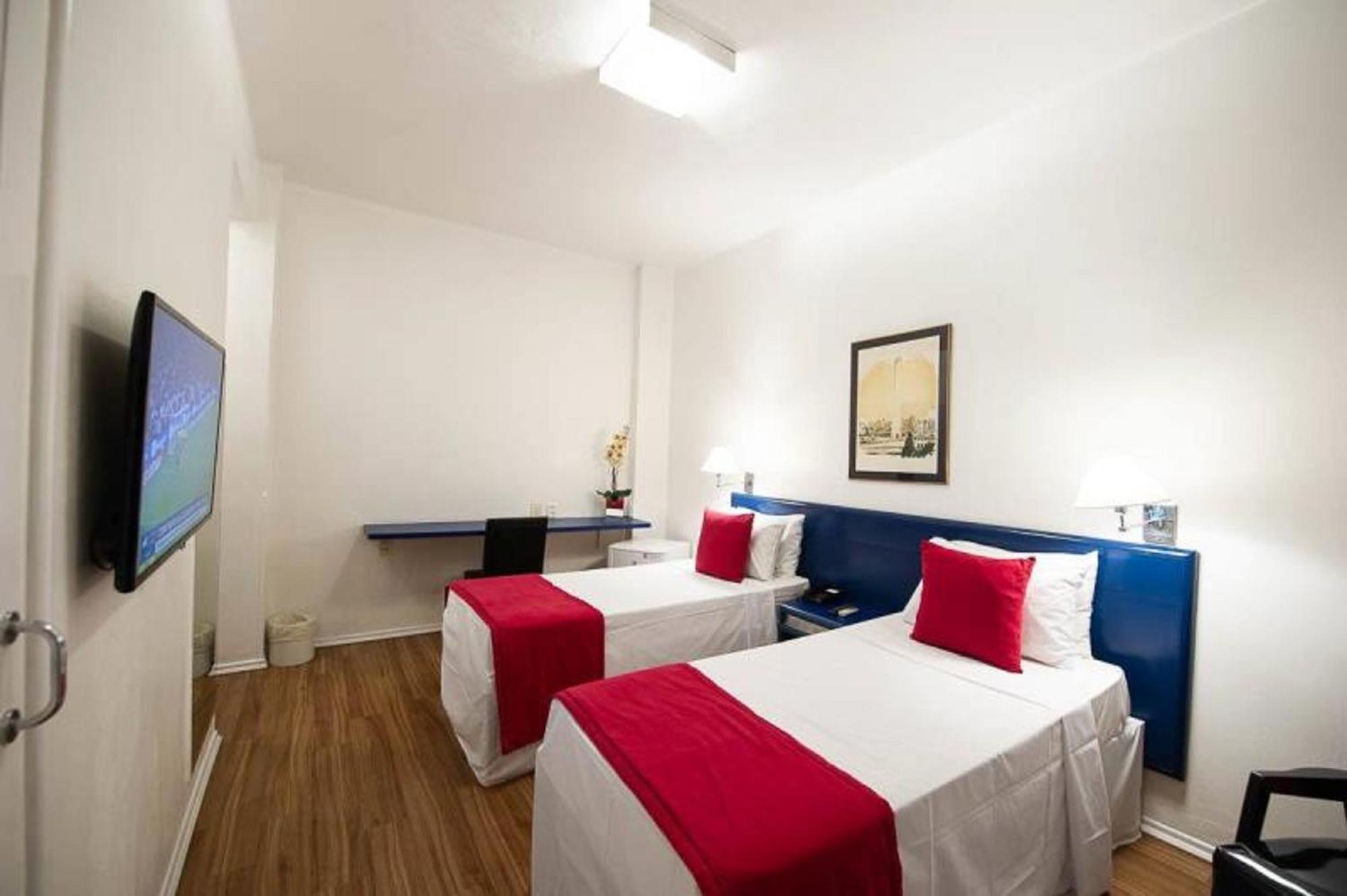Twin Room,1758288952:JPEG