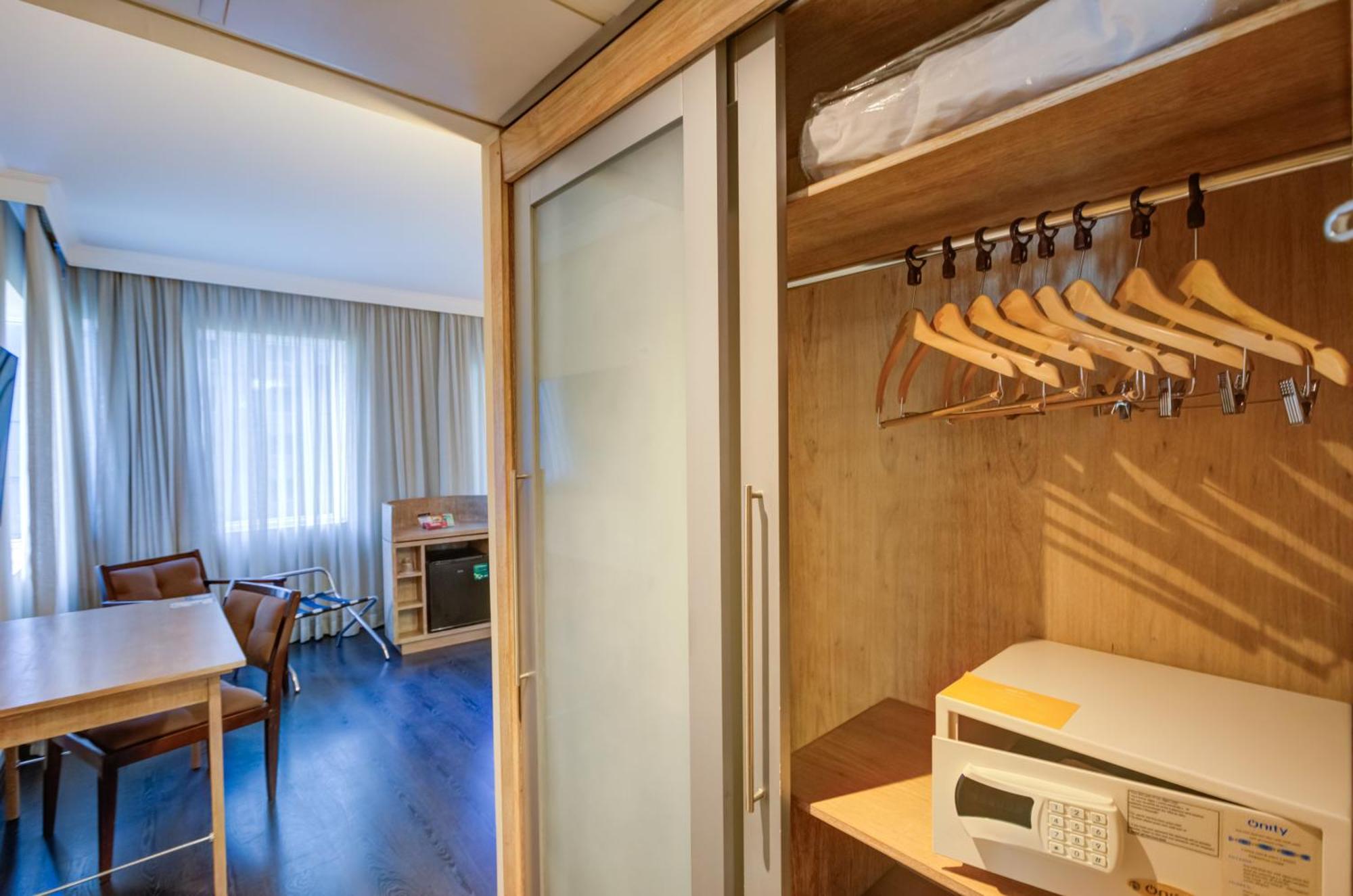 Quarto Superior com 2 Camas de Solteiro