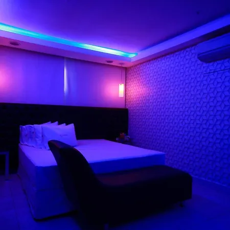 Lessence Motel-2